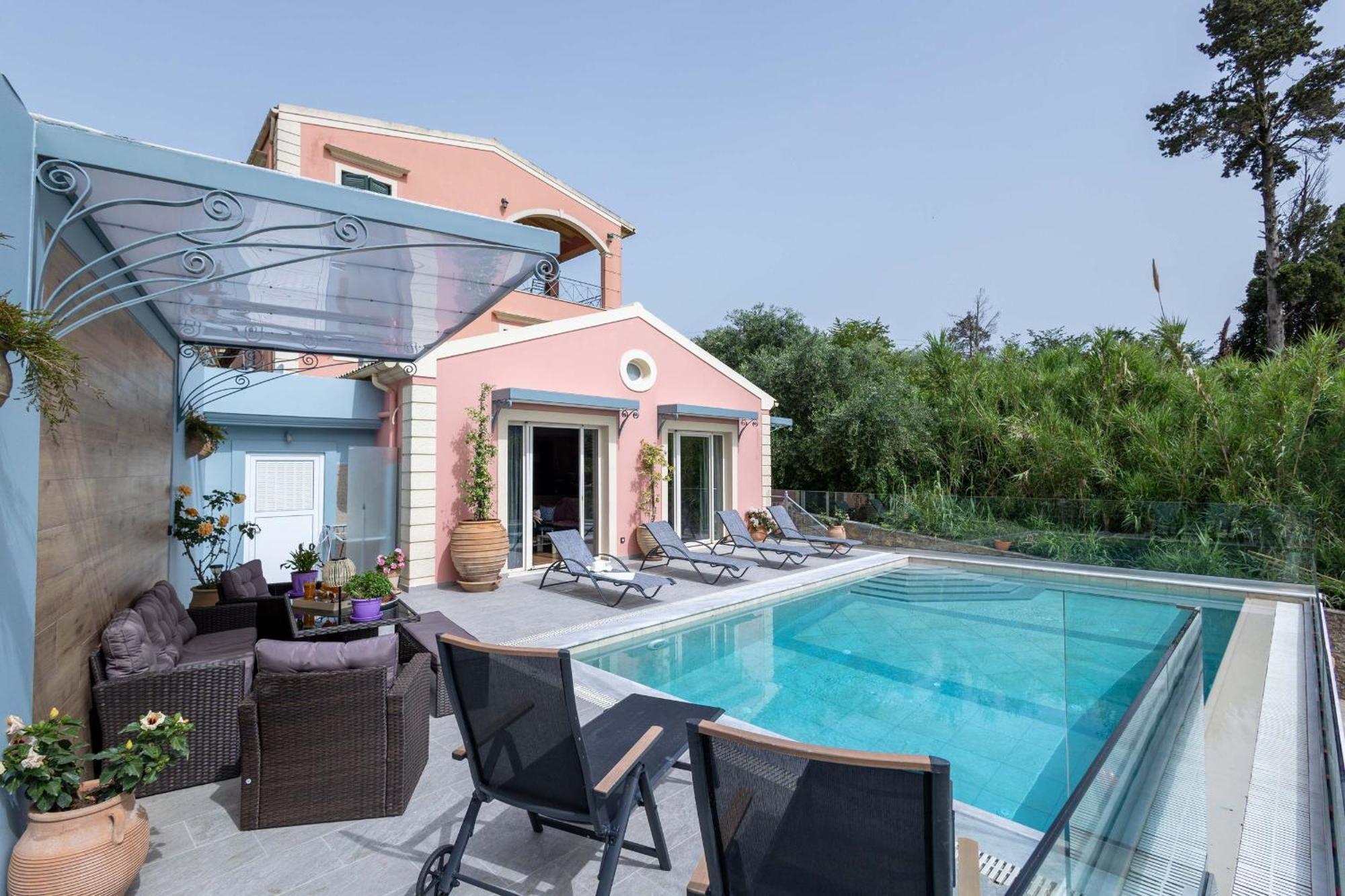 Jewel Private Pool In Corfu Island